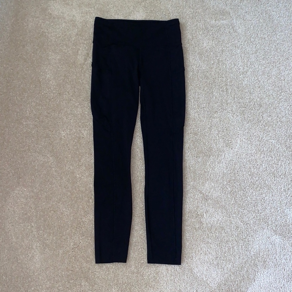 Never worn Lululemon Fast and Free Tight 25 in
